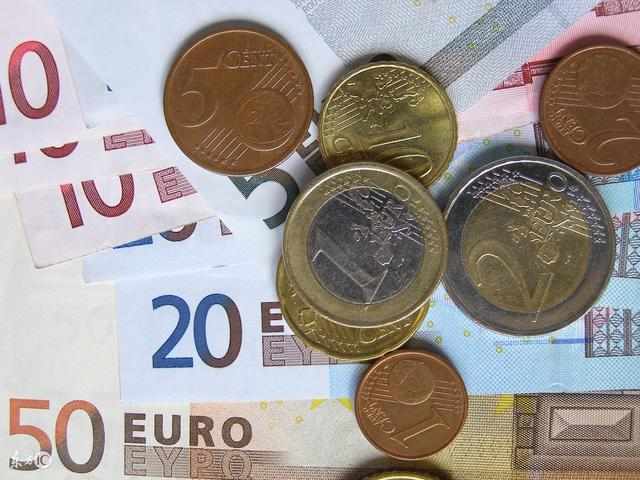 亲情遇上钱,亲情遇到钱