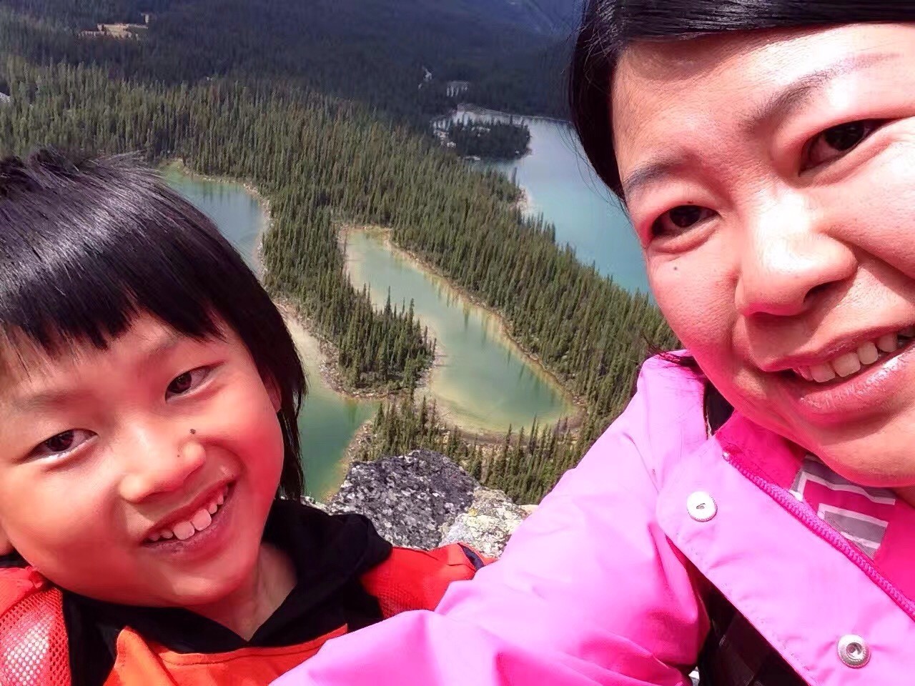 “不要为了生存而忘了生活”，访谈亲子培训师/治疗师吴端仪