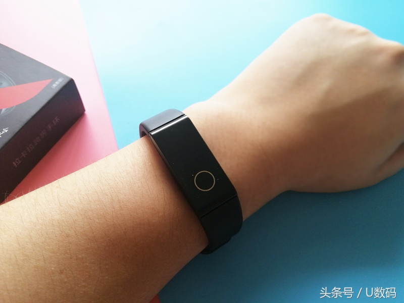 拉卡拉跨界手环调整,拉卡拉手环效果