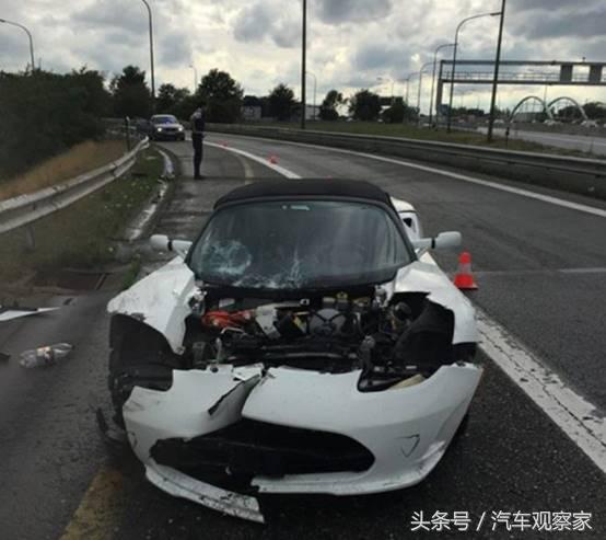 无人驾驶出现人身伤害事故，谁来负责？是主机厂？驾驶员？还是？