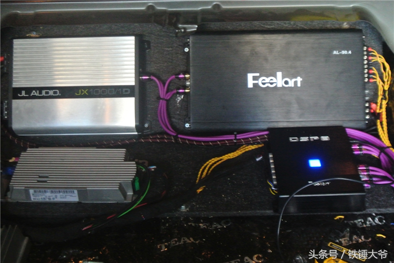 哇——爆马要安装捷力的超低音喇叭使马儿嘶哑声没有那么难听