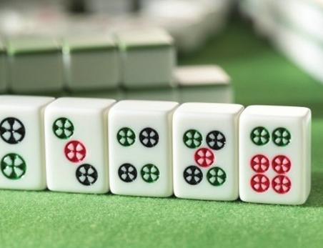 打麻将记牌技巧和手法,打麻将如何正确记牌