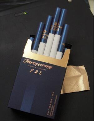 职高权重，中国香烟界的王者不单单只有九五之尊与中华