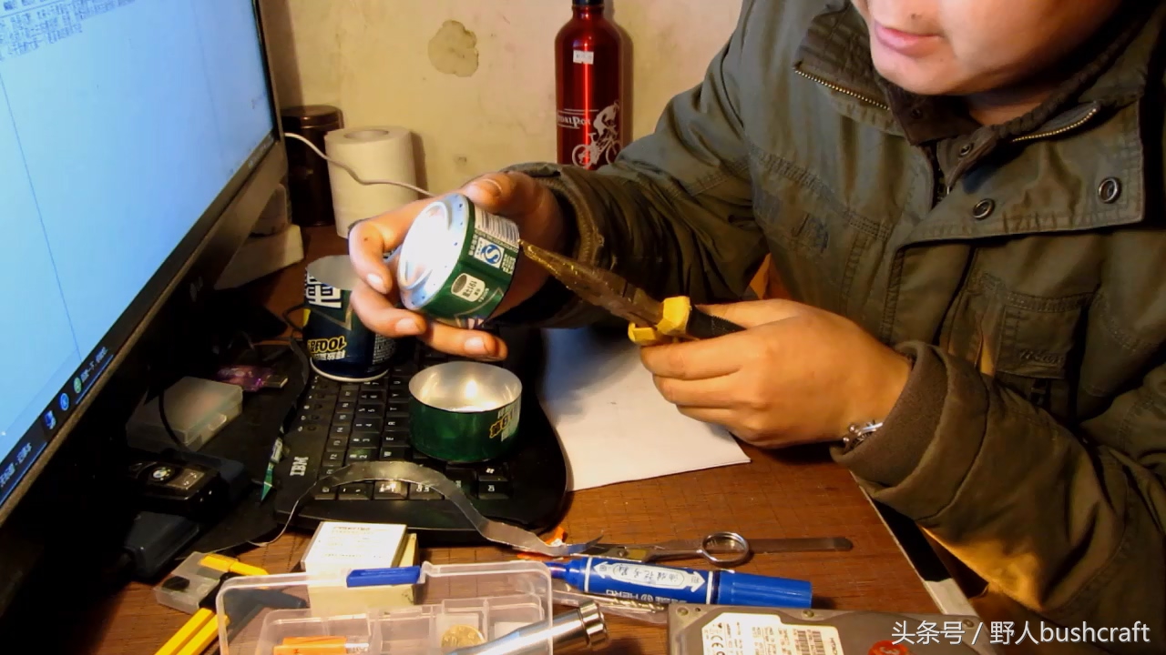 易拉罐增压酒精炉制作,易拉罐制作酒精炉的方法