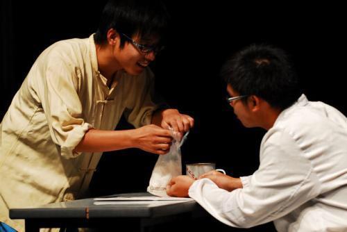 许三观卖血记书籍讲了啥,许三观卖血记发生在哪里