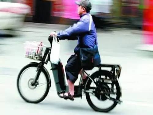 怎样才能帮快递公司送快递赚钱,快递跑腿一个月能挣多少钱