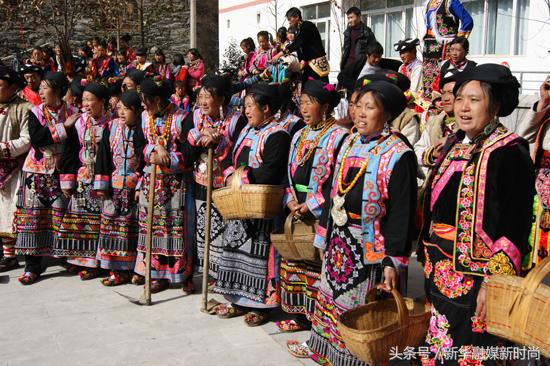 56涓皯鏃忓ぇ瑙傚洯浠嬬粛,涓浗浜斿崄鍏釜姘戞棌鍝堣惃鍏嬫棌