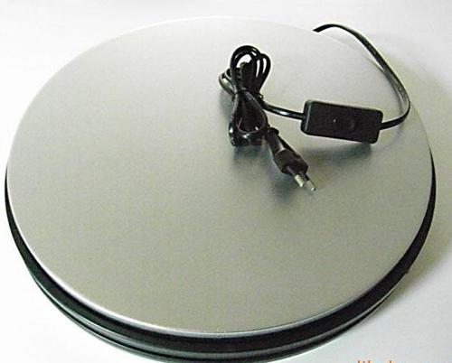 这种餐桌人少不准用，不需手拨，全靠电！合肥人涨知识了