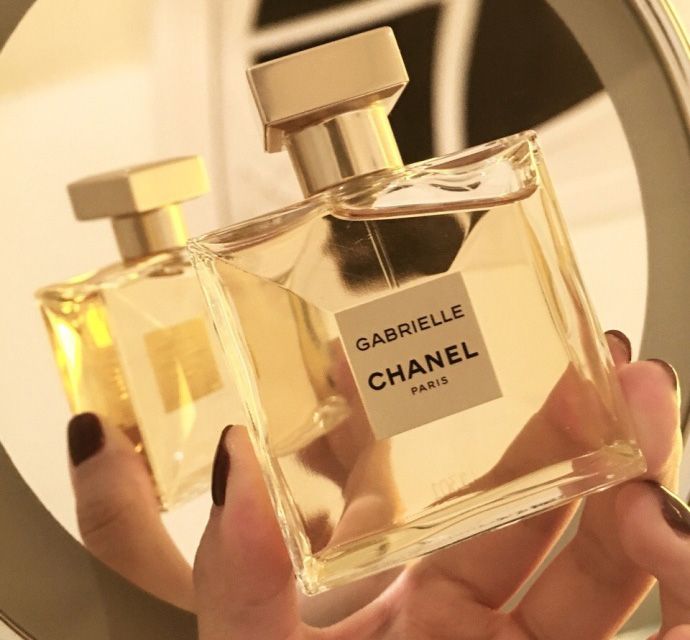 哪几款香水比较有高级感,这些奇怪的香水味道你根本想不到