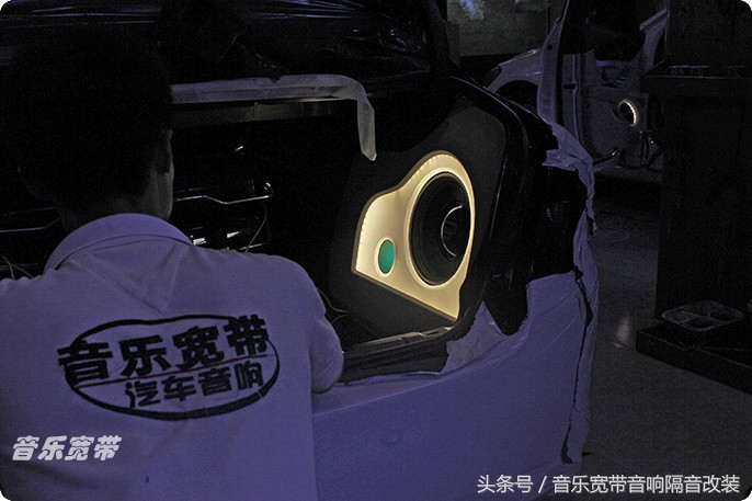 新款奔驰c级改装包围套件,2022奔驰c级音响改装方案