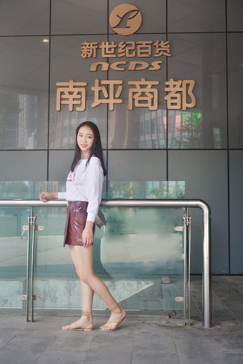 夏季旅游攻略中必不可少的装备，在南坪商都可以一站备齐