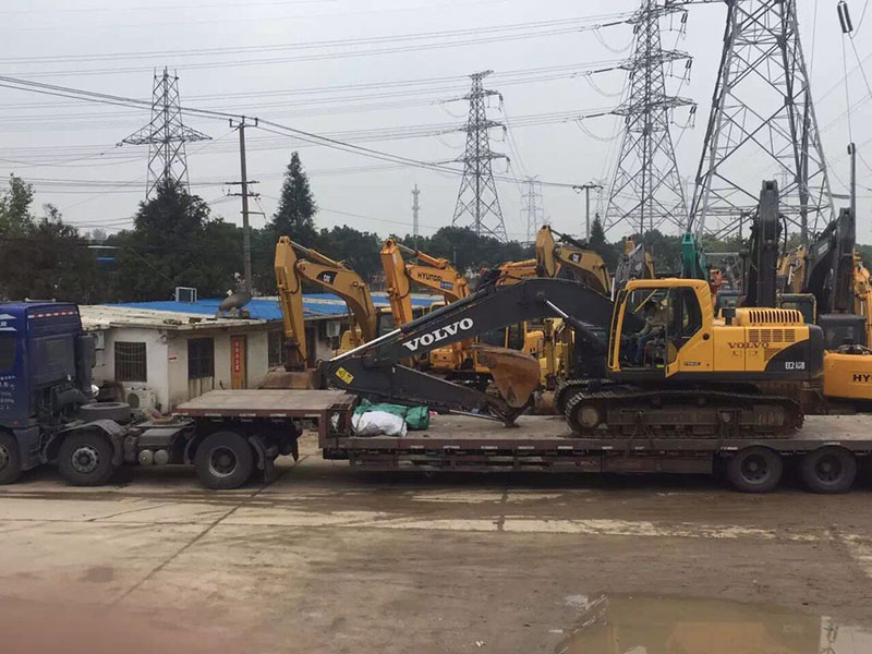 四川二手现代挖掘机报价,成都二手挖掘机推荐哪款好