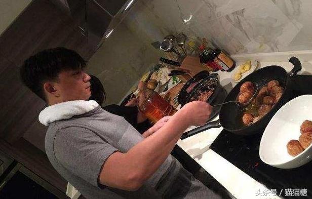中餐厅张亮吐槽大厨,中餐厅里张亮