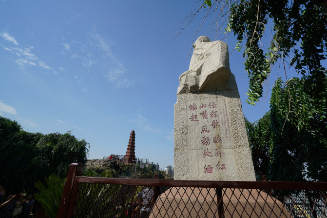 感受大西北的异域风情环疆游结束,南北疆深度游北疆进入南疆