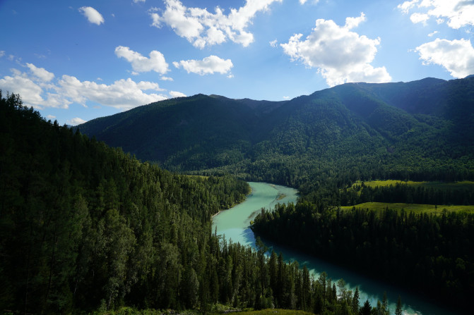 感受大西北的异域风情环疆游结束,南北疆深度游北疆进入南疆