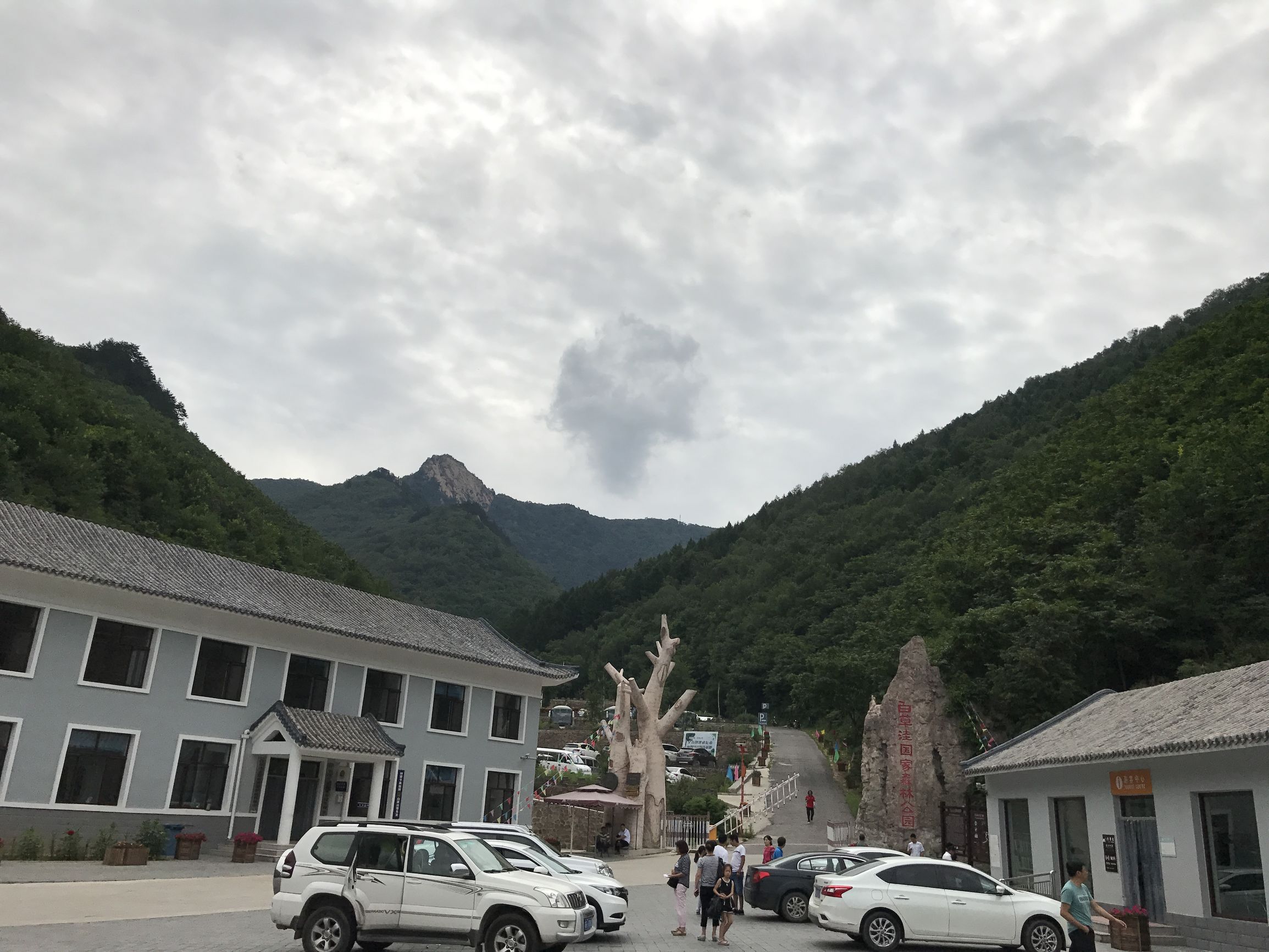 自驾滦平，一个青山环抱空气清新的清凉之地，现在没人速来