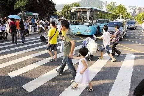 深圳空调滴水,空调滴水可以要求哪些赔偿