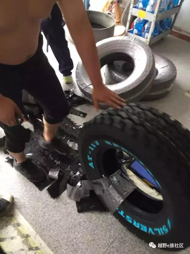 丰田陆霸3400是05年的车,05年路霸3400