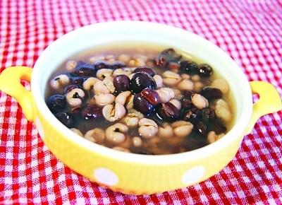 每天晚上艾草艾叶泡脚坚持2个月,用艾草泡脚半年身体什么变化