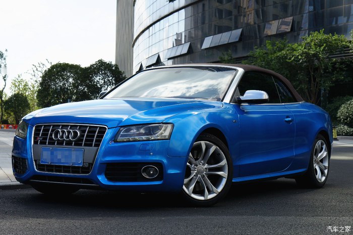 运动感很强新款奥迪s5敞篷版实车,性能和买菜兼顾的2018款奥迪s5