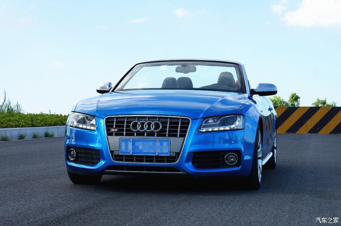 运动感很强新款奥迪s5敞篷版实车,性能和买菜兼顾的2018款奥迪s5