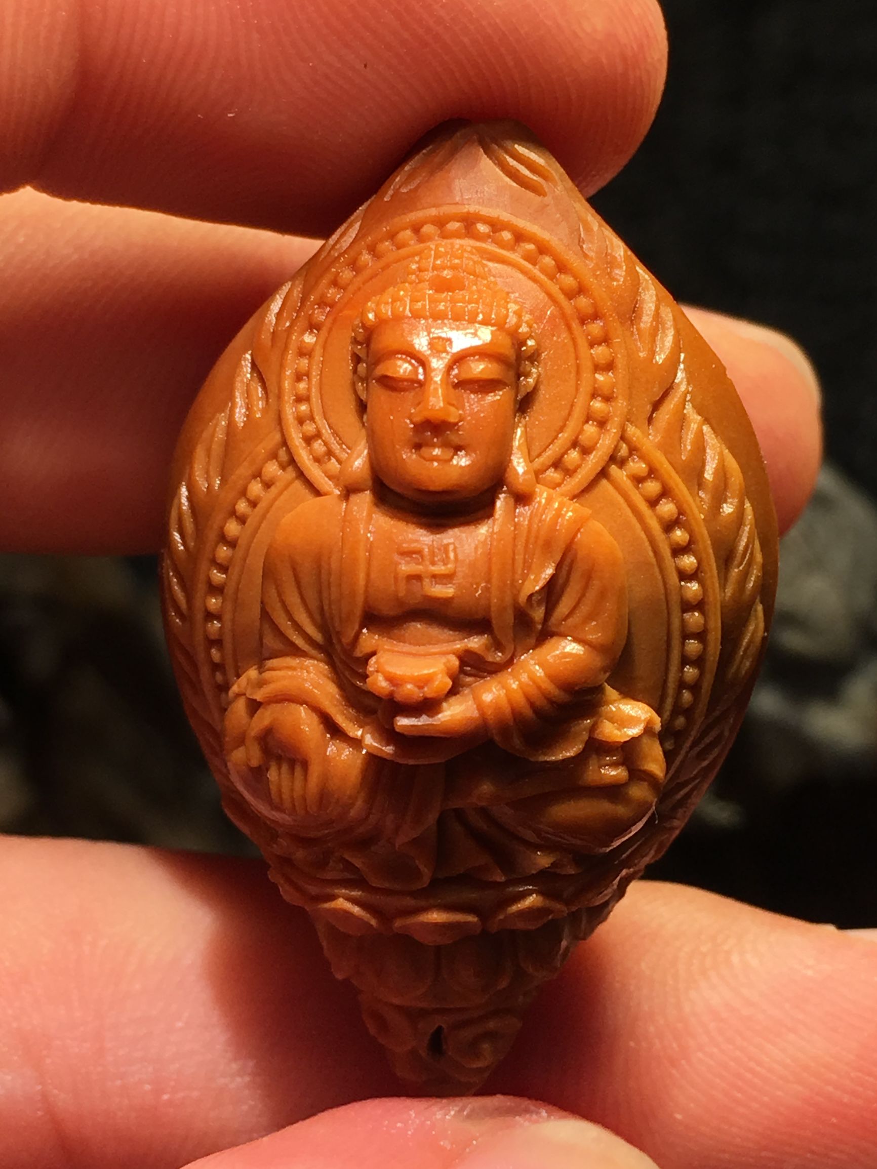 橄榄核雕单籽十二生肖守护神精品,核雕单籽精品十二生肖守护神