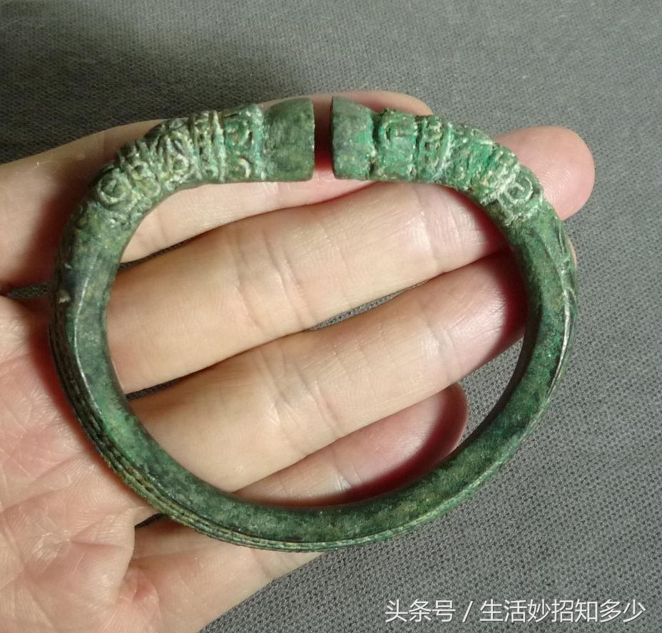 黄金首饰怎么清洗才光亮如新,黄金首饰放久了发黑怎么清洗