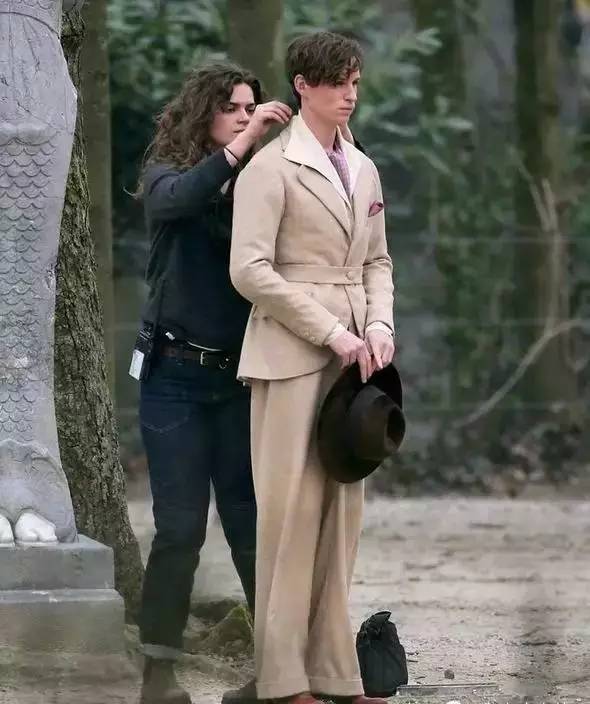 跨性别、变性，这位丹麦女孩比金星更勇敢！