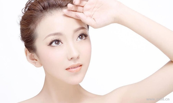 多大年龄适合美白抗皱,美白最好的方案