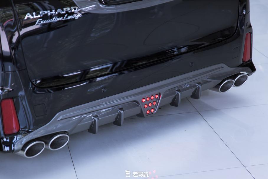 100万元左右买埃尔法推荐吗,100万买埃尔法不如买领航员