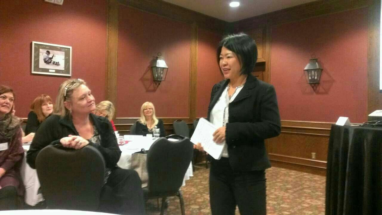 “不要为了生存而忘了生活”，访谈亲子培训师/治疗师吴端仪