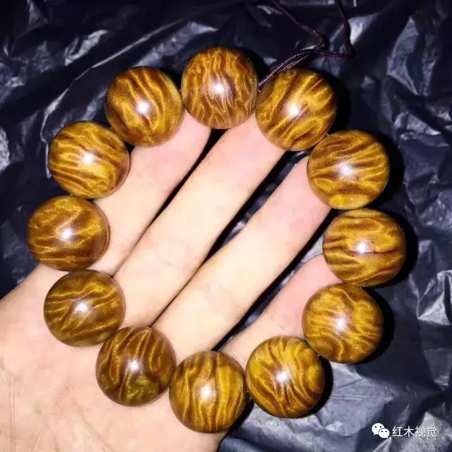 金丝楠手串变黑能抠吗,金丝楠手串黑了还能盘出来吗