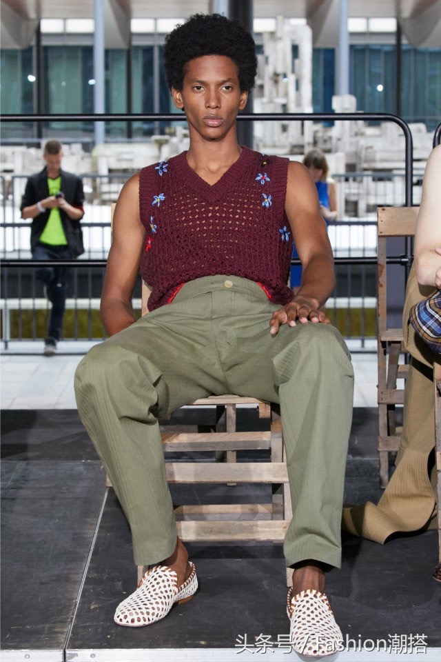 acnestudio时装周,法国奢侈品牌时装秀场2021