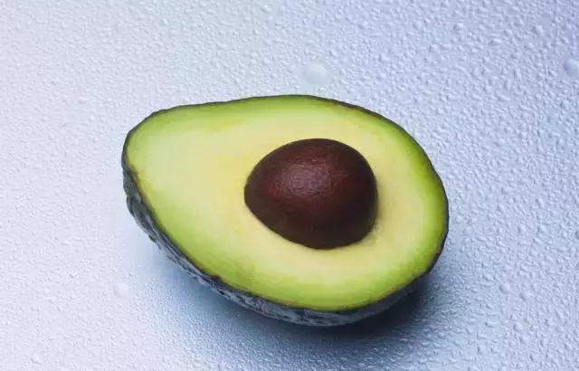 吃水果的最佳时间水果最好饭前吃,晚上吃什么水果不发胖还可以减肥