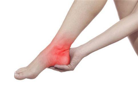 疑问医答：脚后跟长骨刺怎么办？“骨刺”是越磨就会越好的吗？