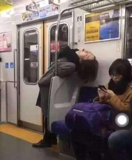 看了半天才看懂啥意思,看了半天才看出重点