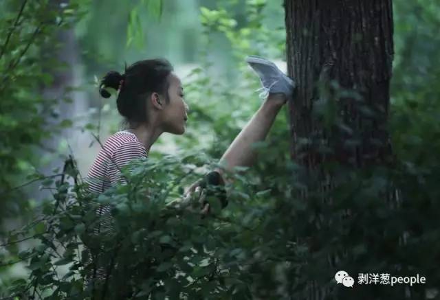 杂技拉韧带痛哭的视频,杂技拉韧带痛哭