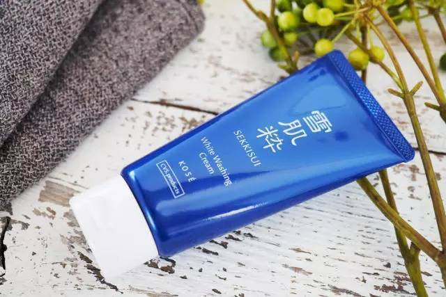 脸都没洗干净，护肤还有什么用！5款超人气洁面乳测评