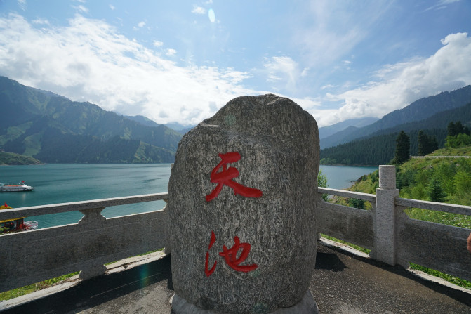 感受大西北的异域风情环疆游结束,南北疆深度游北疆进入南疆