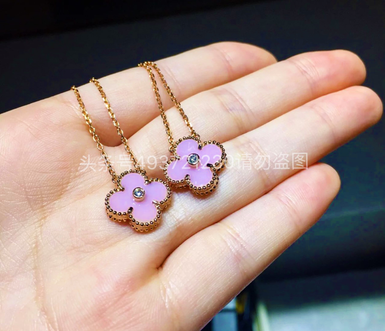 四叶草项链梵克雅宝红色颜色区别,梵克雅宝四叶草项链买什么颜色好