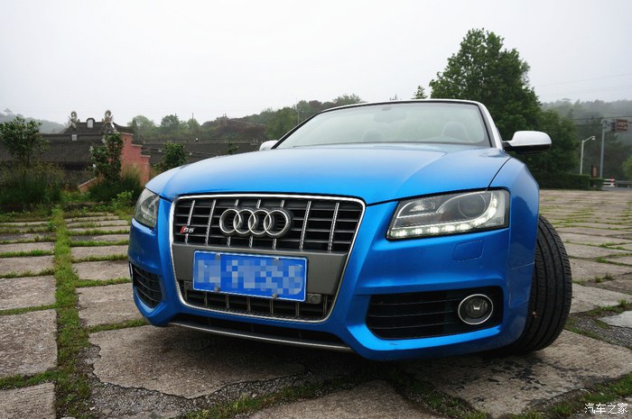 运动感很强新款奥迪s5敞篷版实车,性能和买菜兼顾的2018款奥迪s5