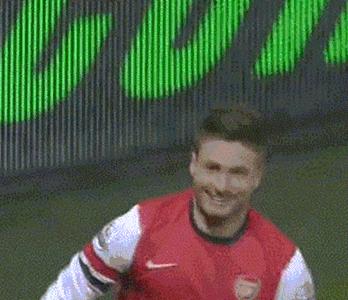 足球搞笑的gif,足球场上永不放弃的名场面gif