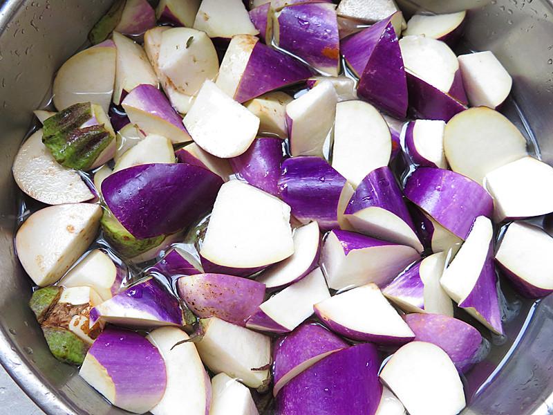 鸭子怎么处理肉才嫩,什么方法能让鸭子多吃料