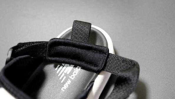 今年流行的凉鞋是哪一些,今年最火的4款凉鞋清爽又时髦