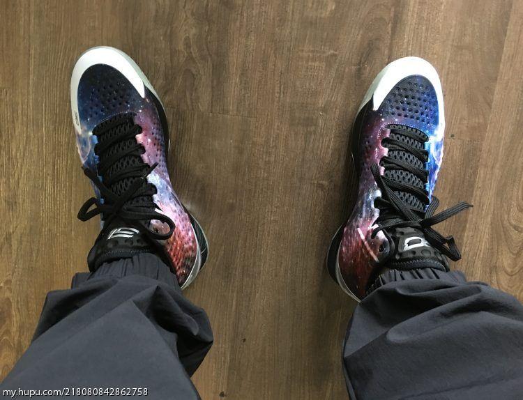 ua官方旗舰店篮球鞋,ua可以换底的球鞋