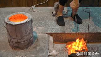 隐藏在昆明村庄里的3家烤羊店，老司机用3个月才找到的