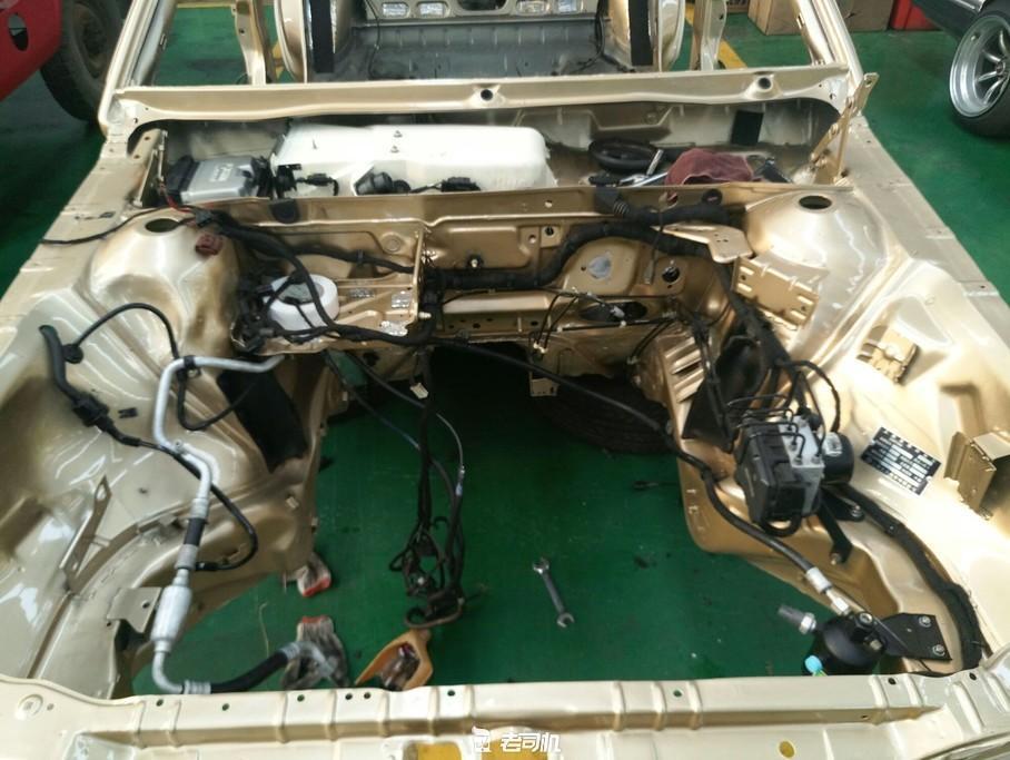 一代神车桑塔纳,一代神车修复