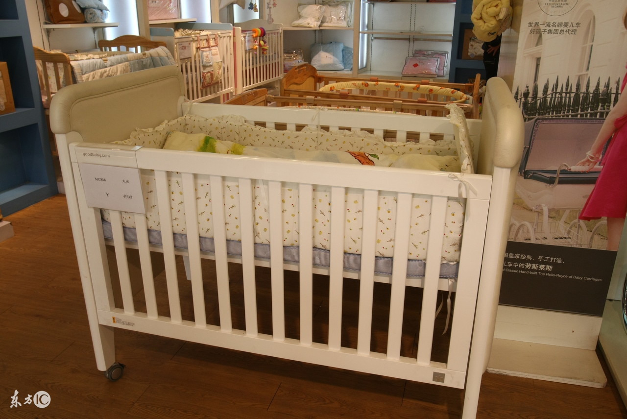 大宝精养二宝当猪养,大宝照书养二宝