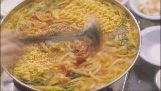 「深夜发毒-自虐」美食剧中让人好吃到令人*吟呻**的美食