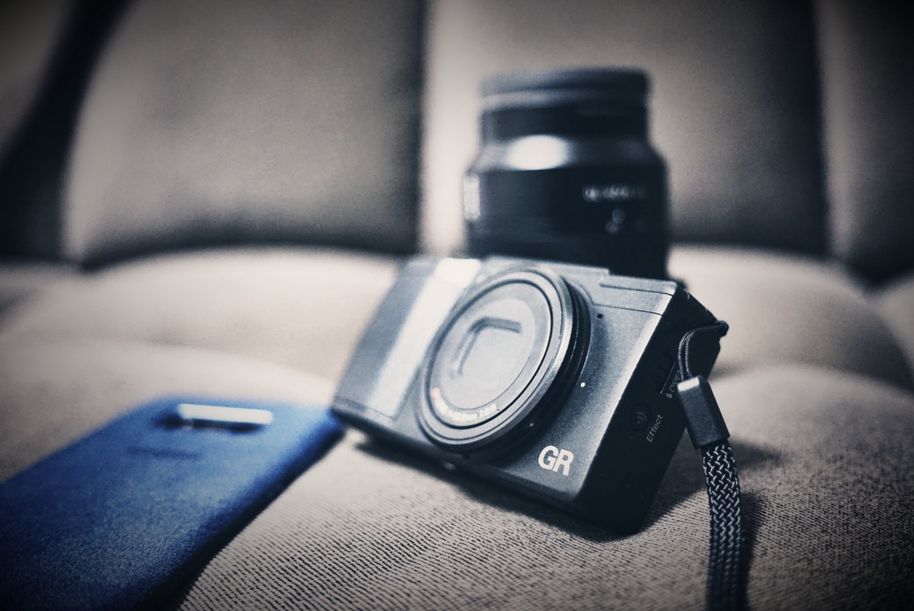 “大底”卡片机最后的经典理光RICOHGRII图赏简评